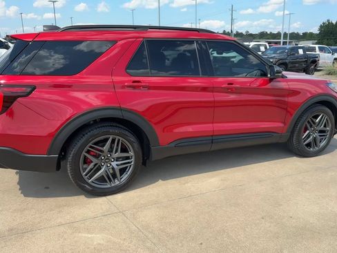 Used 2026 Ford Explorer ST w/ Sun And Sound Package AWD/4WD image 9