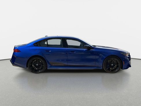 Used 2025 BMW M5 AWD/4WD image 2