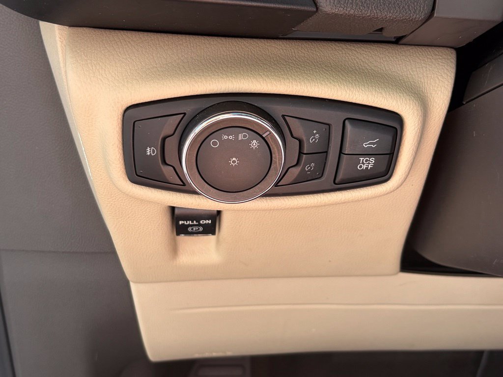 Used 2020 Lincoln Nautilus Reserve w/ Equipment Group 201A FWD image 16