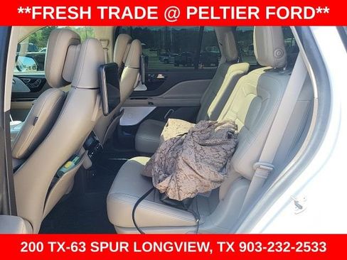 Used 2022 Lincoln Aviator Reserve w/ Equipment Group 201A image 8