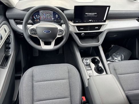 New 2026 Ford Explorer Active image 23