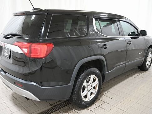 Used 2017 GMC Acadia SLE image 13