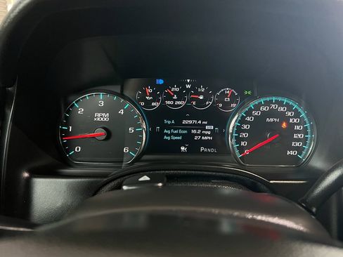 Used 2018 GMC Yukon Denali w/ Denali Ultimate Package image 24