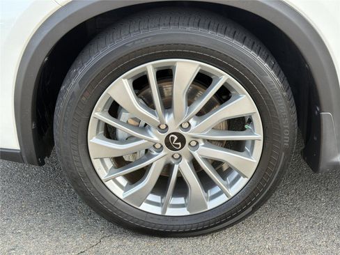 Used 2024 INFINITI QX50 Luxe AWD/4WD image 35