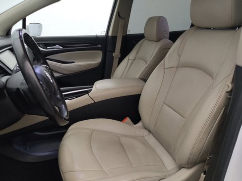 Used 2018 Buick Enclave Essence FWD image 17