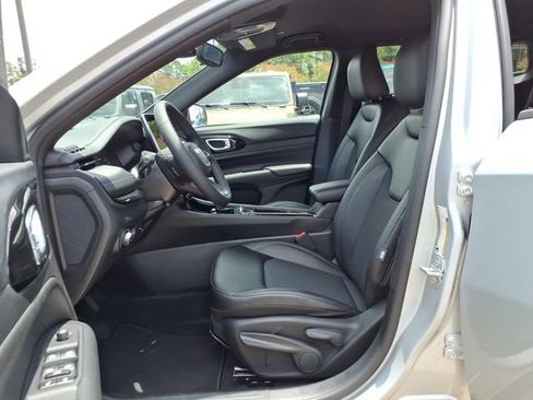 New 2026 Jeep Compass Latitude AWD/4WD image 12