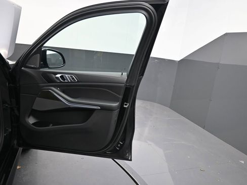 Certified 2023 BMW X5 xDrive45e w/ M Sport Package image 24
