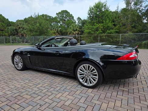 Used 2010 Jaguar XK Convertible RWD image 9