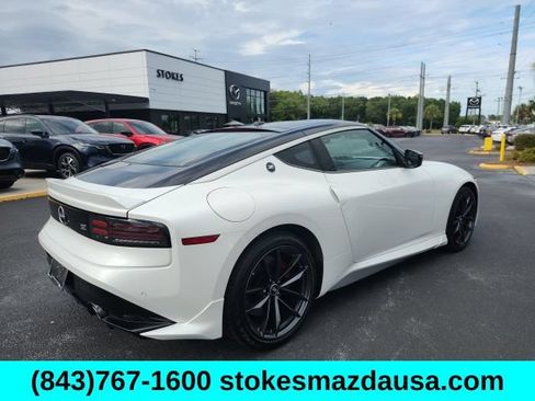 Used 2024 Nissan Z Performance w/ Floor Mat Package RWD image 9