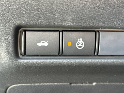 New 2026 Nissan Sentra SV w/ SV Convenience Package FWD image 32