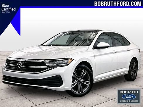 Used 2023 Volkswagen Jetta SE w/ Panoramic Sunroof Package FWD image 1