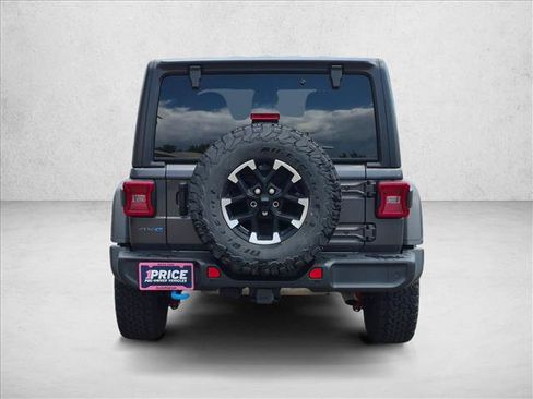 Used 2024 Jeep Wrangler Unlimited Rubicon 4xe w/ Technology Group AWD/4WD image 6