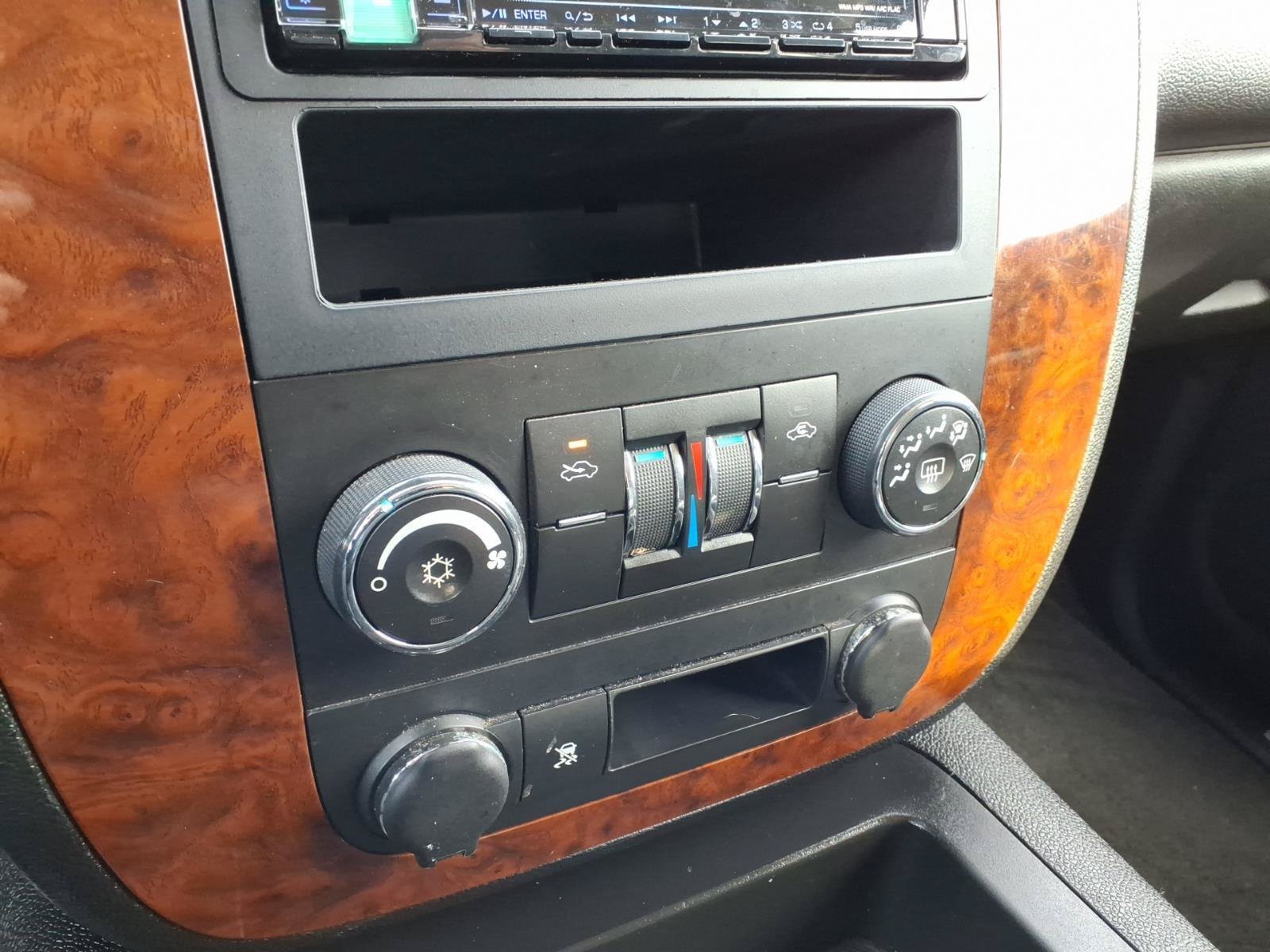 Used 2007 Chevrolet Avalanche 4x4 image 21