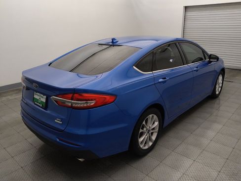 Used 2020 Ford Fusion SE FWD image 9