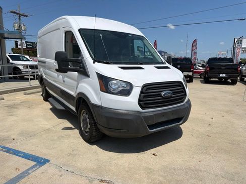 Used 2018 Ford Transit 250 148 Medium Roof RWD image 7
