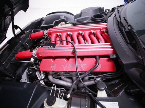 Used 1996 Dodge Viper GTS RWD image 19