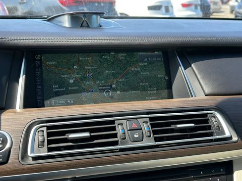 Used 2013 BMW 740i image 39