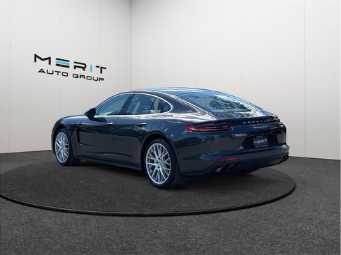 Used 2017 Porsche Panamera 4S image 7