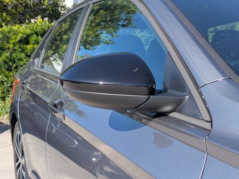 Certified 2025 Volkswagen Jetta Sport FWD image 11
