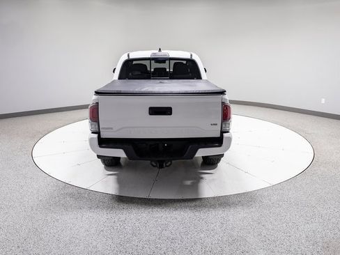 Used 2022 Toyota Tacoma TRD Sport image 30