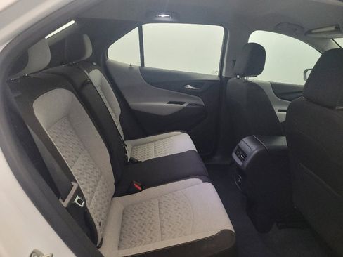 Used 2023 Chevrolet Equinox LS FWD image 19