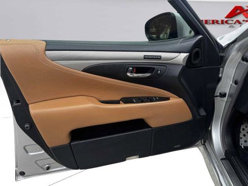 Used 2014 Lexus LS 460 image 20