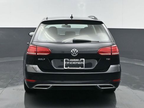 Used 2018 Volkswagen Golf S image 19