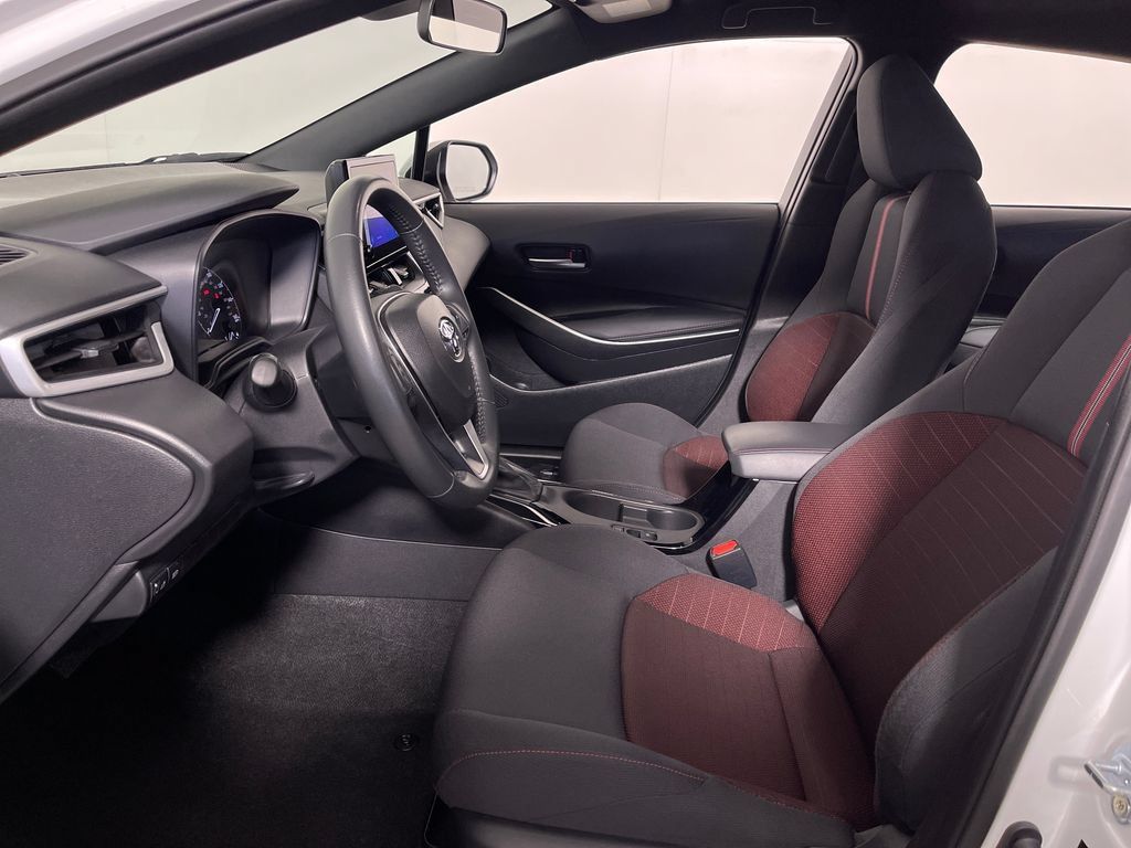 Certified 2025 Toyota Corolla SE FWD image 12