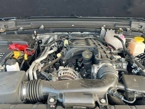 Used 2024 Jeep Gladiator Rubicon w/ Convenience Group image 28