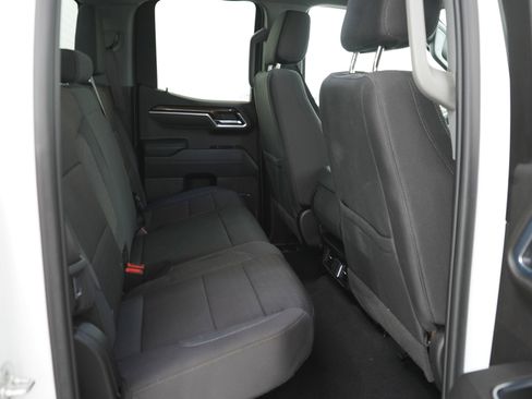 Used 2025 GMC Sierra 1500 Elevation image 14