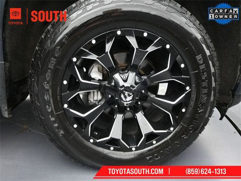 Used 2022 Chevrolet Silverado 1500 Custom image 26