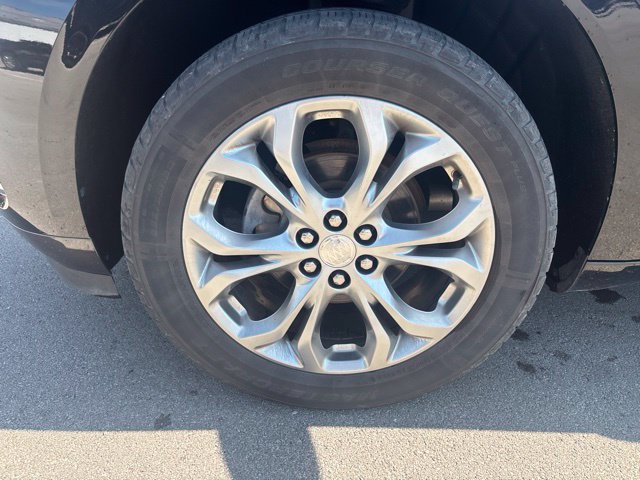 Used 2019 Buick Enclave Avenir w/ Avenir Technology Package FWD image 2