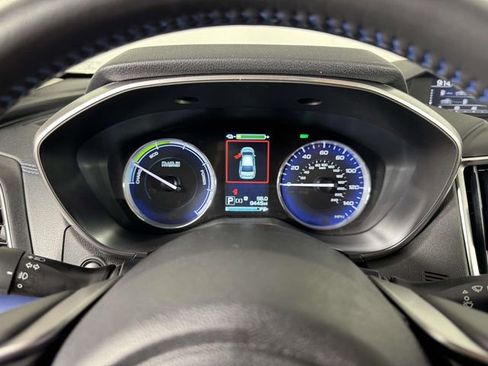 Used 2023 Subaru Crosstrek Hybrid AWD/4WD image 3