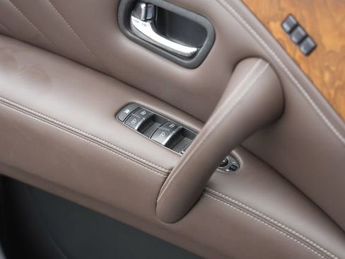 Used 2015 INFINITI QX80 Limited w/ All Season Package image 31