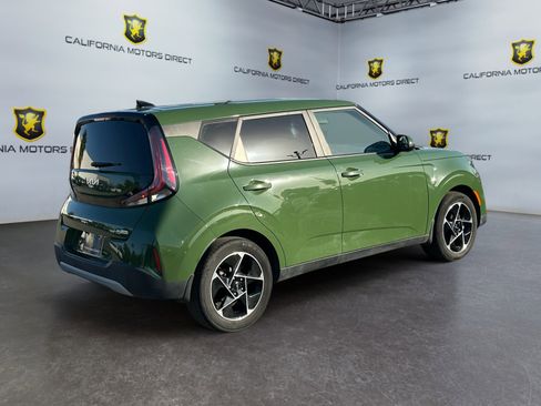 Used 2023 Kia Soul EX FWD image 5