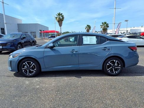 Used 2024 Nissan Sentra SV FWD image 5