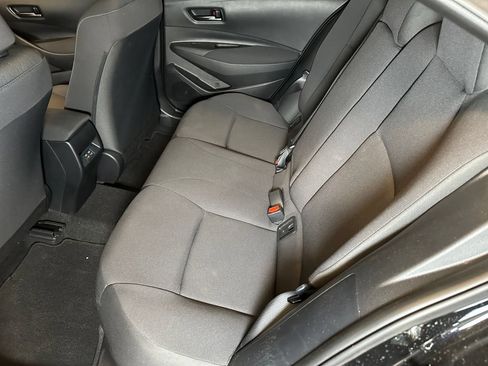 Used 2023 Toyota Corolla LE w/ Carpet Mat Package (TMS) FWD image 21