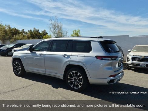 Used 2023 Jeep Grand Cherokee L Overland w/ Rear Seat Video Group I AWD/4WD image 8