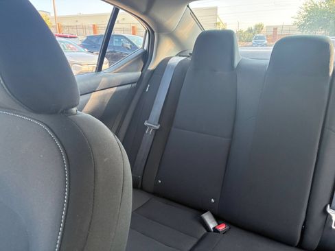 Used 2025 Nissan Sentra S FWD image 34