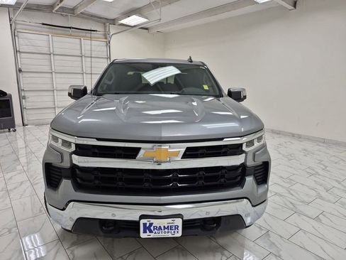 Used 2024 Chevrolet Silverado 1500 LT image 32