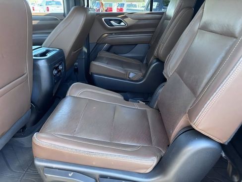 Used 2022 Chevrolet Tahoe High Country AWD/4WD image 14