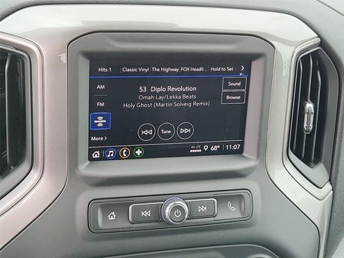 Used 2024 Chevrolet Silverado 1500 Custom w/ LPO, Dark Essentials Package RWD image 5