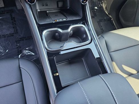 New 2026 Chevrolet Traverse LT w/ Driver Confidence Package FWD image 28