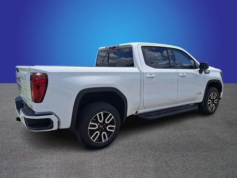 Used 2025 GMC Sierra 1500 AT4 w/ AT4 Premium Package AWD/4WD image 4