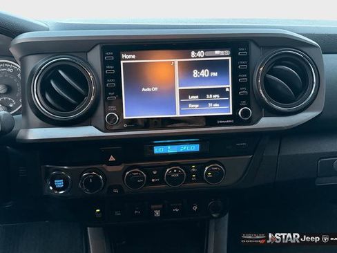 Used 2021 Toyota Tacoma TRD Off-Road w/ Technology Package image 15