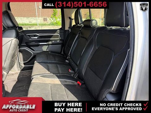 Used 2019 RAM 1500 Laramie AWD/4WD image 11