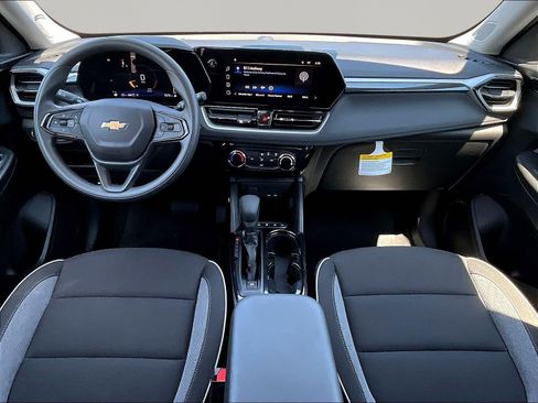 Used 2026 Chevrolet TrailBlazer LT AWD/4WD image 7