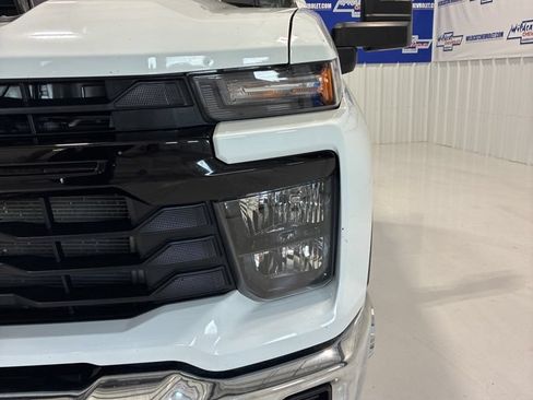 Used 2024 Chevrolet Silverado 3500 W/T w/ WT Convenience Package AWD/4WD image 11