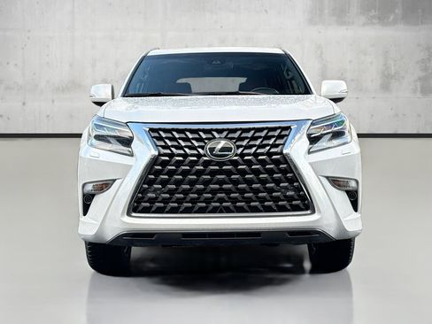 Used 2023 Lexus GX 460 Premium image 2