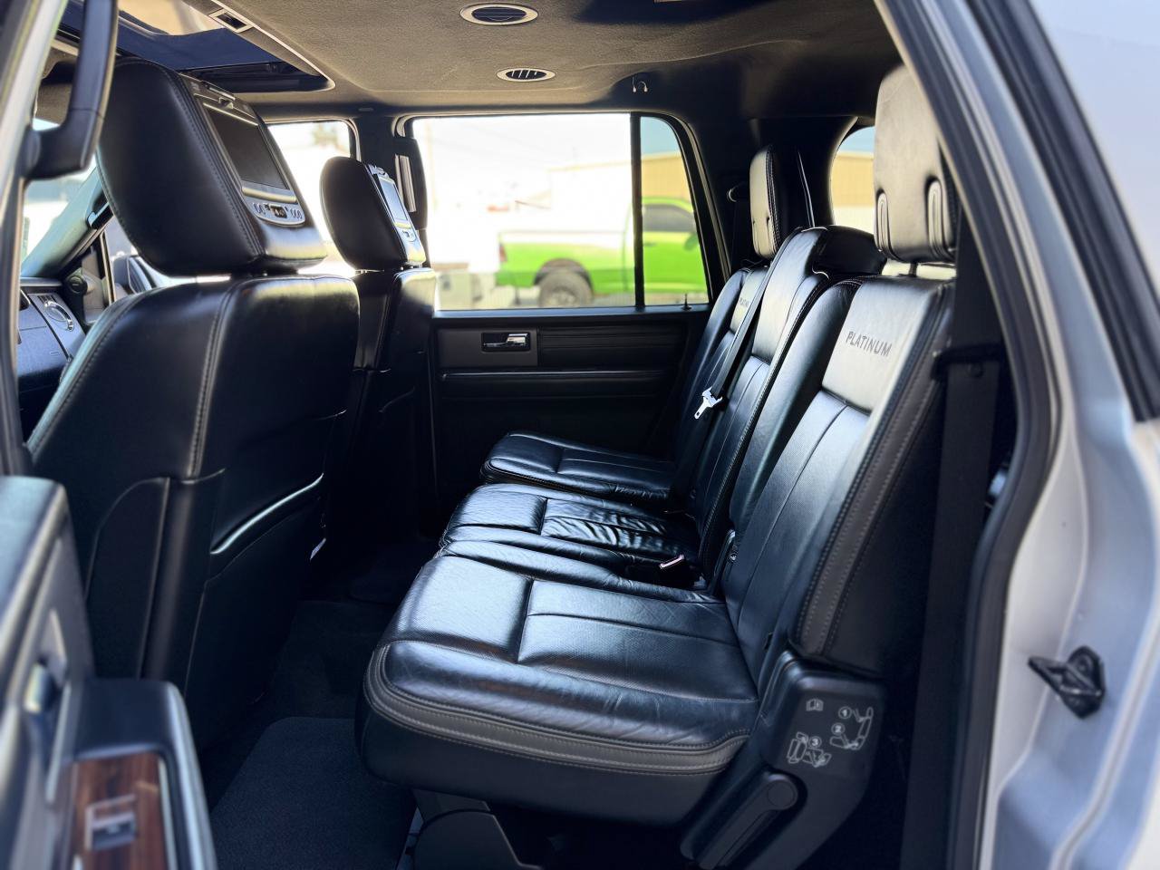 Used 2016 Ford Expedition EL Platinum AWD/4WD image 14